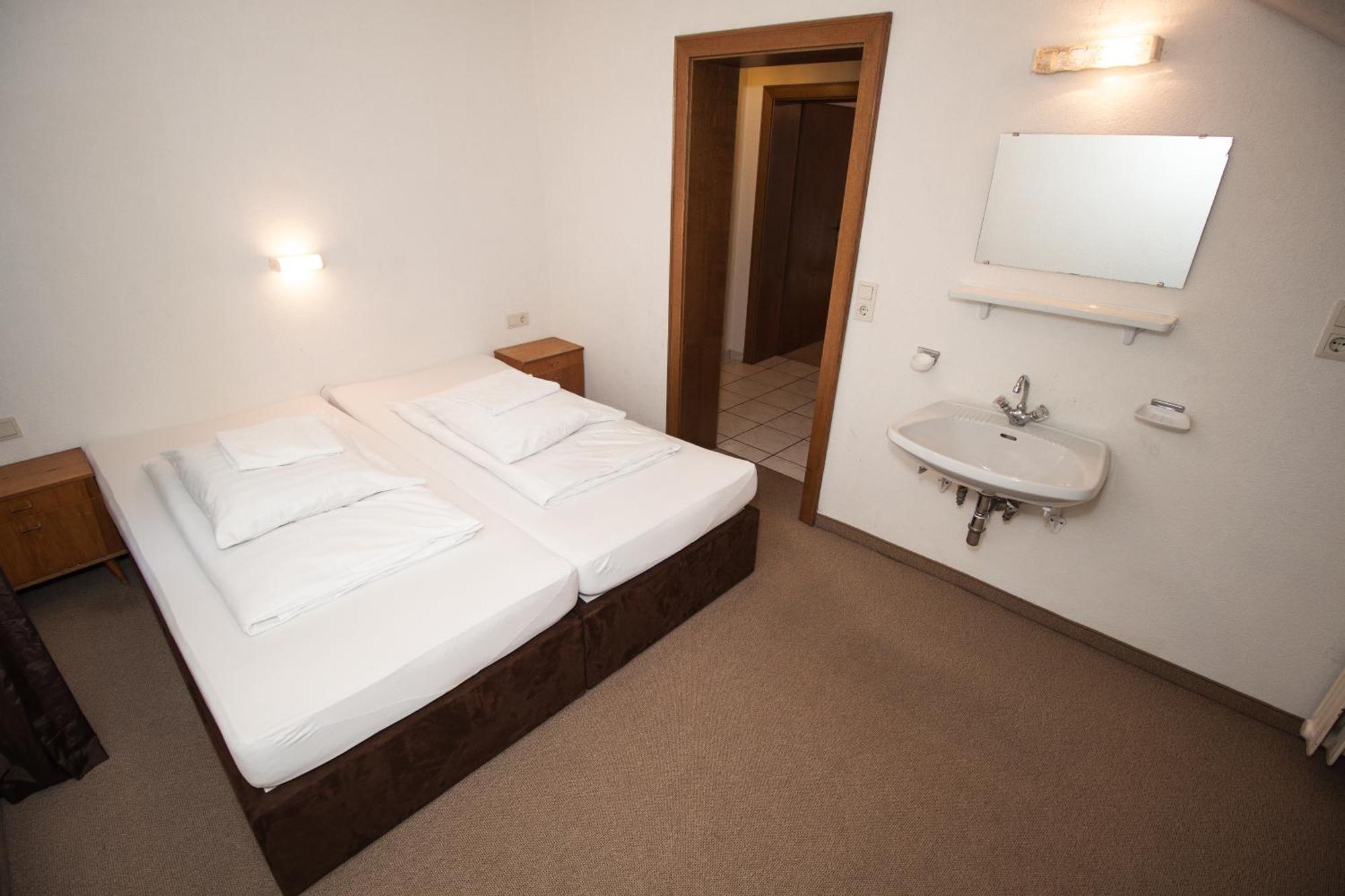 Hostel Chillertal Mayrhofen Quarto foto